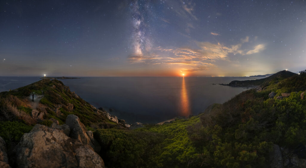 Milky moon-set