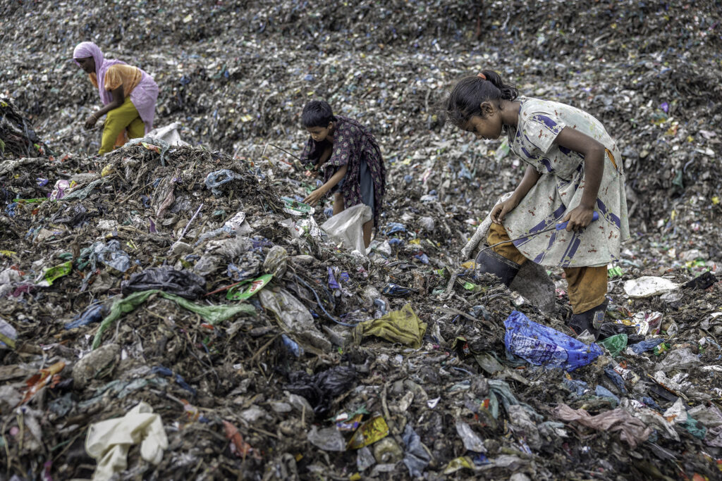 Garbage area & Child Workers