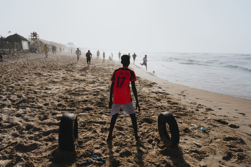 Football in the Shadows of Dakar