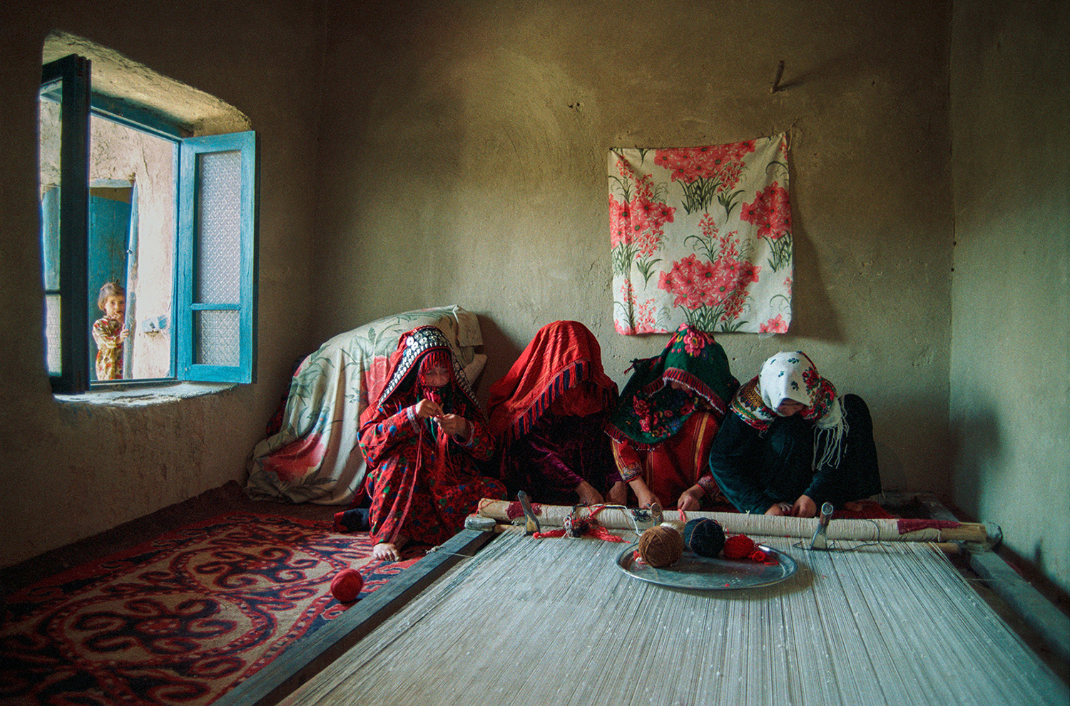 Turkmen carpet weavers by Mehrdad Oskouei