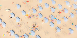 Shifting sand, beach dream